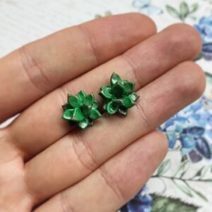 Zöld pozsgás  beszúrós fülbevaló