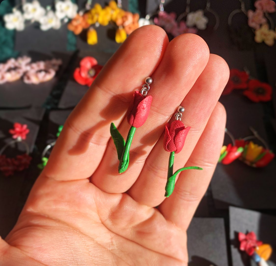 Bordó Tulipán - lógós fülbevaló