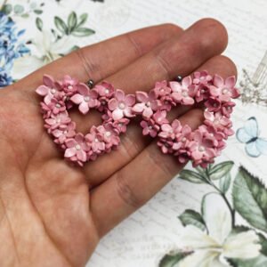 Rózsaszín köd , apróvirágos szívformájú - lógós fülbevaló