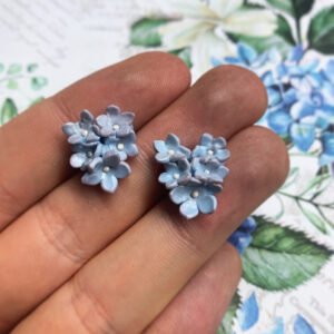 Beszúrós hortenzia ihlette fülbevaló