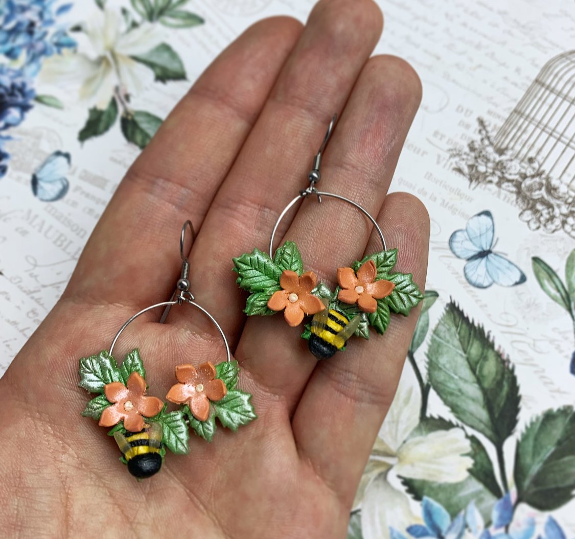 Méhecskés tavaszi harmónia - lógós fülbevaló