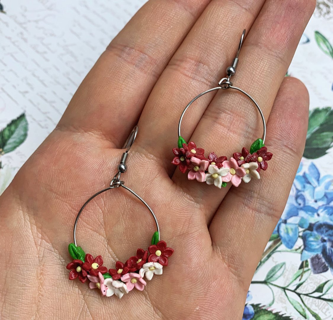 Apróvirágos körlógós fülbevaló