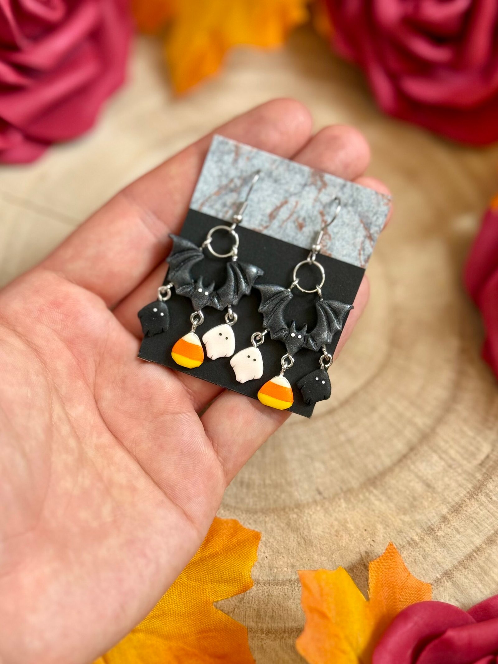 🦇 Halloween Denevéres Fülbevaló – cukorkával, szellemmel és mini denevérrel