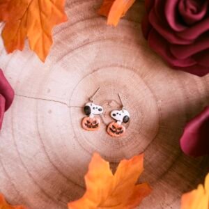 Halloweeni Snoopy lógós fülbevaló